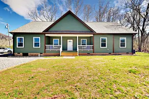 Serenity Views Comfort -- Hot Tub, Sunsets, King Suite, Chef's Kitchen, Dogs! - Image 2