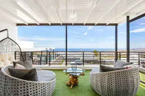 Villa with heated pool and ocean views - Image 4