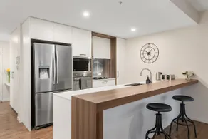 South Bank Stunner! ~ 3 Bed/2 Bath/1Car/Views - Image 4