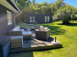 Exclusive summer house in Vig - Image 4
