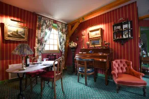 Le Val Clos, apartment in 19th century mansion - Image 2
