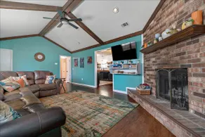 Boho Burb - Now with Theater Room & Rec Room - Image 3
