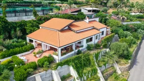PANORAMISCHE VILLA AM MEER MIT POOL - Image 2