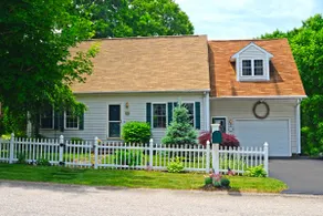 IN-GROUND POOL, Close to Beach/Vineyards, Wickford, Newport & Narragansett  - Image 2