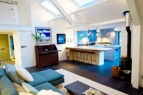 Lovingly refurbished Nomad Stables - Image 5