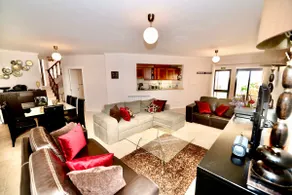 'Palm Tree' -Apartment with sea view and pool - Image 2