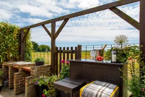 Private Barn with hot tub - Image 2