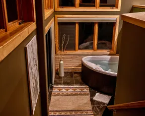 54 acre secluded Romantic Mountain Retreat - Image 2