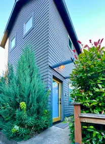 Explore Portland on Foot from Your Modern Retreat - Image 3