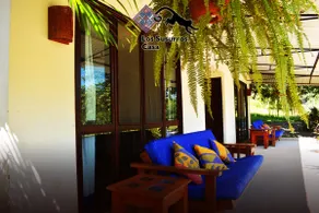Room in garden with monkeys | Los Susurros - Image 2