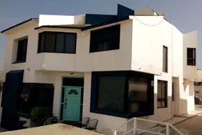 Entire house, parking, panoramic view - Image 4