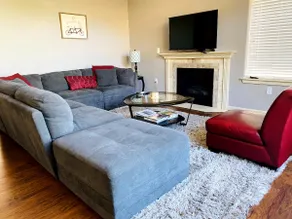 Immaculate Home With Central AC SE Salem - Image 3