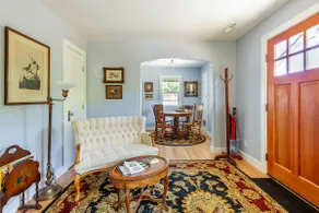 Orchard Alley Guesthouse - Image 5