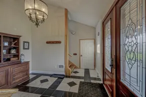 Gehobene Wohnung mit Panoramablick - Image 3