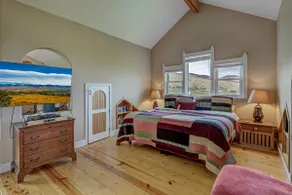 Gehobene Wohnung mit Panoramablick - Image 4