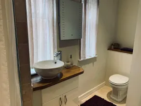 Town Centre Gem - 'The Stowe' - Sabrina Rooms - Image 5