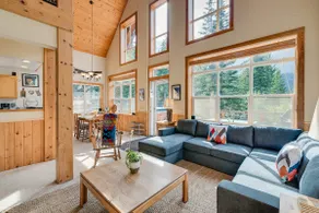 Hot Tub Cool Views: Roaring Creek Cabin - Image 3