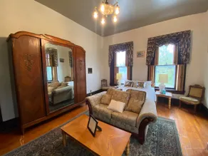 Karbelle Mansion - 1875 Italianate Villa - Image 3