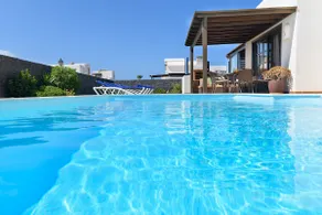 Fantastic villa with completely private pool, with high wall. Free wifi - Image 4