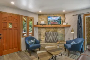 Rainbow Cabin, close to village, extremely clean. - Image 3