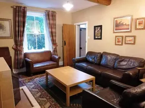 Diamond House | Family Groups | Sleeps 18 | Dogs - Image 3