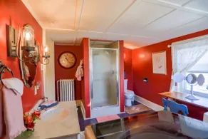 Charming Victorian Home at Pisano Winery - Image 4