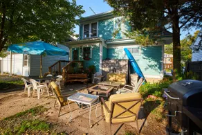 Charming Cottage on North Shore GREAT LOCATION - Image 4