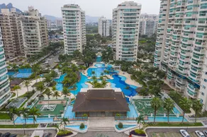 Bora Bora Resort Front Olympic Area - Image 3