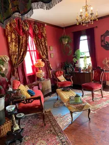 Miss Fancy Historic Cottage downtown Hot Springs - Image 3