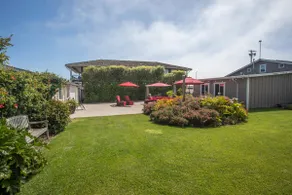 Noyo Harbor Hideaway-Just steps from the Ocean - Image 4