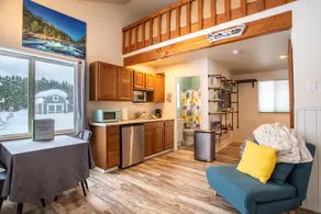 Mtn-View Studio w/ Private Hot Tub – Leavenworth - Image 3