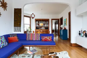 Sunny Logan Square Artists' home - Image 3