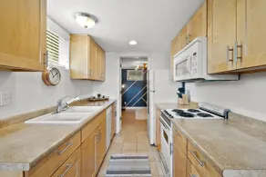 Tacoma Hideaway • Near Downtown & Waterfront - Image 5