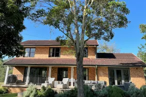 Hebron Homestead - country escape on Colo River - Image 2