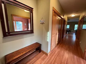 Sylvan Ray- located in charming Manzanita! - Image 4