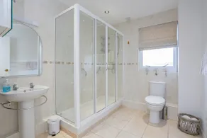 Cottage Apartment, Dunblane - Image 5