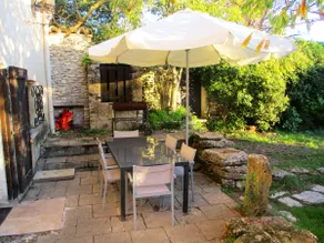 The Mas de la Capitelle in Uzès (100 m², 4 bedrooms) - Image 5