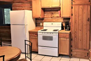 Log Cabin - Ice Fishing Cabin Rental Minnesota - Image 5