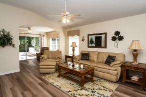 Beliggende i smukke Country Club of Mount Dora - Image 3