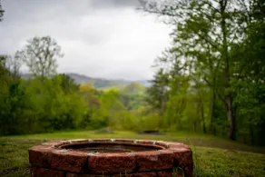 Rider's / Hiker's Dream! Grill, Garage, Fire Pit - Image 4