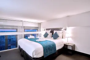 Premium Loft 80 m2, stunning view on the 18th floor - Image 4