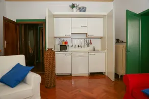Mimosa House in the city heart of Belluno - Image 5