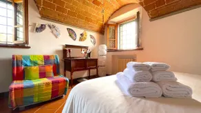Brucina - Private holiday apartment with shared pool - Image 4
