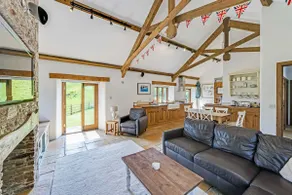 Wonderful Dog Friendly Cottage, Bigbury on Sea - Image 2