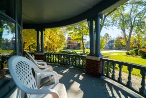 *Award Winning-Victorian Home(Large outdoor space) - Image 5