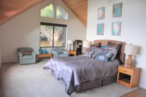 Ocean Hideaway: Your Romantic and Private Oceanfront Retreat!  Gratis wifi - Image 3