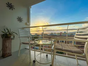Secure New Kingston 2 bed w/ Pool & Sunset views - Image 3
