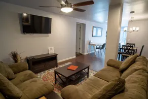 2 Master Suites - with AC! - Image 4