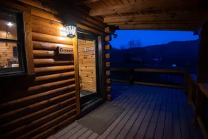 Queen Cabin - Hot Tub, A/C, King bed, Shower-for-2 - Image 3