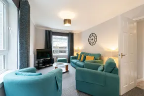 Ground-fl Two Bedroom Apartment in Bridge of Allan - Image 3